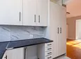 Carousel Indicator - LO4B.webp