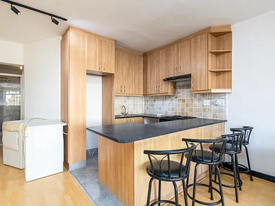 1 Bedroom Apartment To Rent in Cape Town - vgIN.webp