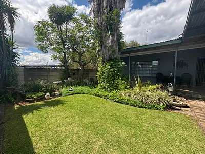 3 Bedroom House For Sale in Middelburg - img