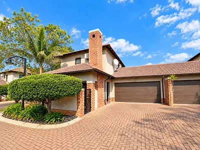 3 Bedroom Townhouse For Sale in Pretoria - N3yx.webp