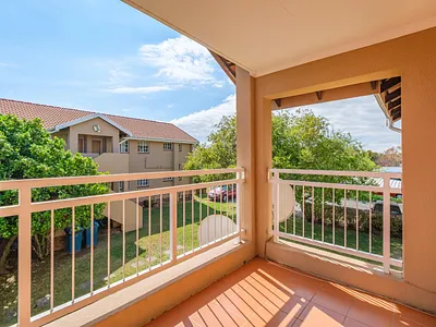 2 Bedroom Apartment For Sale in Pretoria - W3mJ.webp