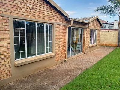 2 Bedroom Townhouse To Rent in Centurion - CGCJ.webp