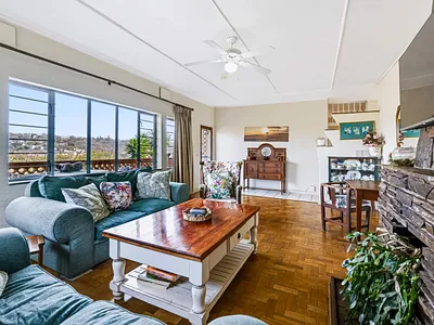 3 Bedroom Apartment For Sale in Amanzimtoti - BuQU.webp