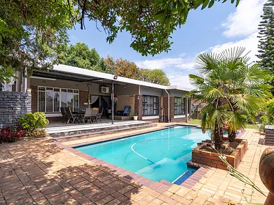 4 Bedroom House For Sale in Kempton Park - Fm2x.webp