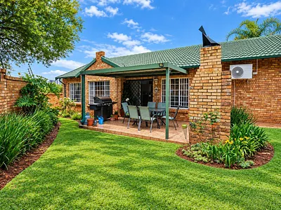 2 Bedroom Townhouse For Sale in Centurion - YYH2.webp