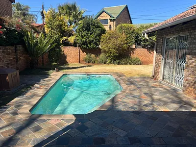 3 Bedroom House For Sale in Centurion - 6DoS.webp