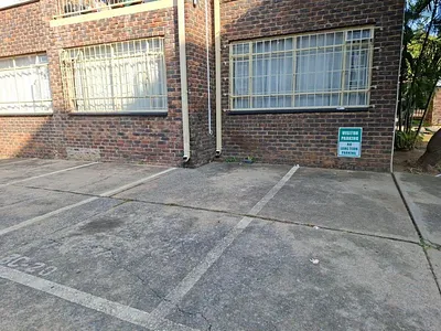 3 Bedroom Apartment For Sale in Pretoria - CrWQ.webp