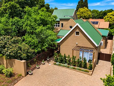 5 Bedroom House For Sale in Centurion - qEK2.webp