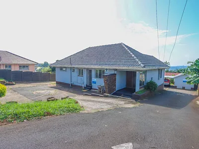 4 Bedroom House For Sale in Durban - R8rr.webp