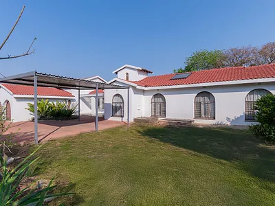 4 Bedroom House For Sale in Benoni - u7DB.webp