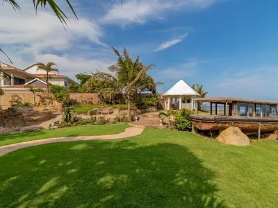 5 Bedroom House For Sale in Amanzimtoti - o9TL.webp