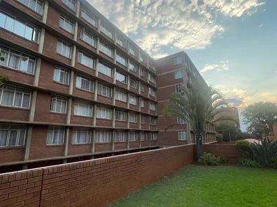 2 Bedroom Apartment For Sale in Pretoria - zWfD.webp