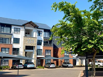 3 Bedroom Apartment For Sale in Pretoria - 5QHR.webp