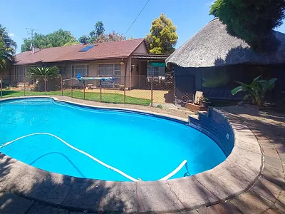 3 Bedroom House For Sale in Kempton Park - img
