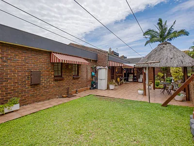 3 Bedroom Townhouse For Sale in Amanzimtoti - mJoS.webp