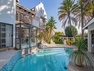 5 Bedroom House For Sale in Pretoria - StuU.webp