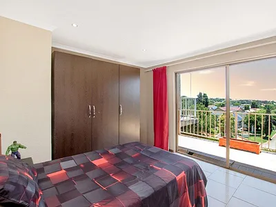 3 Bedroom Townhouse For Sale in Silverfields, Krugersdorp - azOq.webp