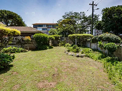 2 Bedroom Townhouse For Sale in Amanzimtoti - aZyO.webp