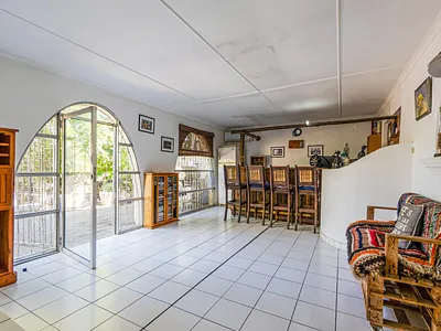 3 Bedroom Townhouse For Sale in Amanzimtoti - Jo0j.webp