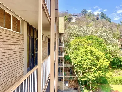 1 Bedroom Apartment For Sale in Pretoria - YPjB.webp