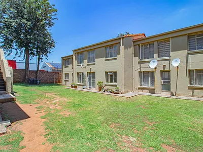 1 Bedroom Apartment For Sale in Centurion - vwb0.webp
