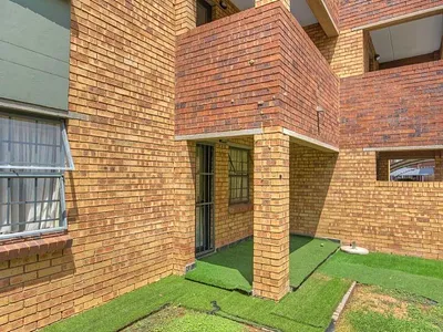 2 Bedroom Apartment For Sale in Alveda, Johannesburg - y6gg.webp