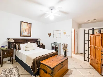 4 Bedroom Townhouse For Sale in Amanzimtoti - 1m2z.webp