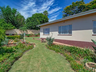 4 Bedroom House For Sale in Centurion - MvbF.webp