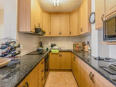 2 Bedroom Apartment To Rent in Amanzimtoti - Lu73.webp