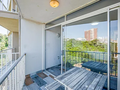 2.5 Bedroom Apartment For Sale in Amanzimtoti - wlO9.webp