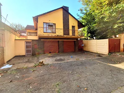 5 Bedroom House For Sale in Bezuidenhout Valley, Johannesburg - 4Vvp.webp