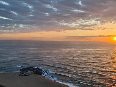 2 Bedroom Apartment For Sale in Amanzimtoti - 8mI7.webp