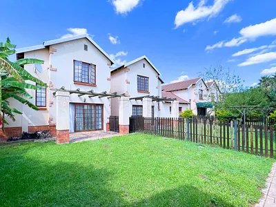 2 Bedroom Townhouse To Rent in Pretoria - rzfr.webp