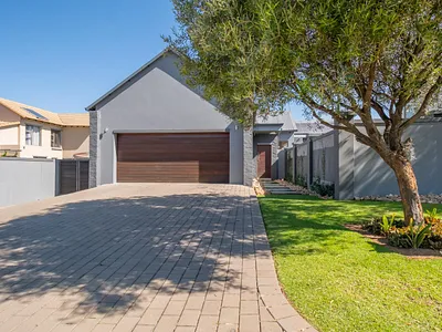 3 Bedroom House For Sale in Centurion - j73a.webp