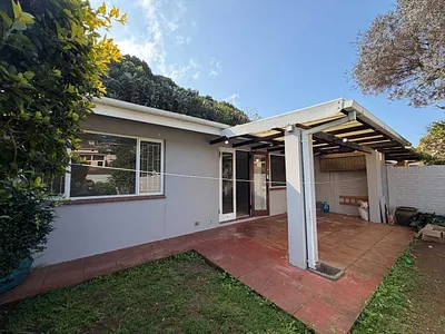 2 Bedroom Townhouse To Rent in Durban North - qSTj.webp