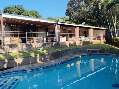 4 Bedroom House For Sale in Durban North - TrAY.webp