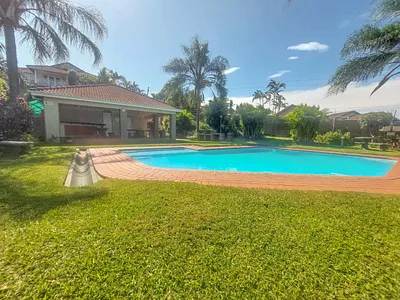 2 Bedroom Townhouse For Sale in Durban North - j0Ig.webp