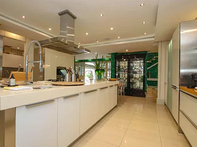 5 Bedroom House For Sale in Umhlanga - nkRC.webp
