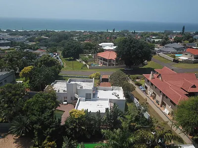 5 Bedroom House For Sale in Umhlanga - 4xPg.webp