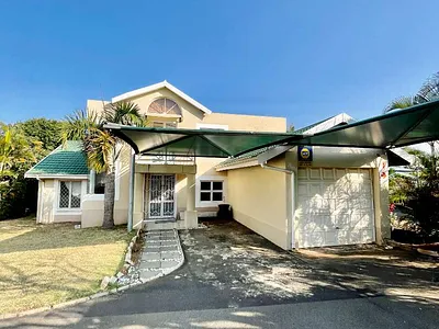 3 Bedroom Townhouse To Rent in Umhlanga - 3DD1.webp