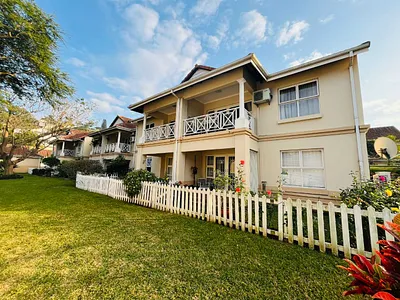 2 Bedroom Townhouse For Sale in Durban North - x88F.webp
