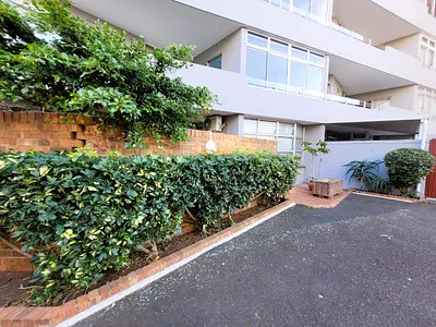 1 Bedroom Apartment To Rent in Umhlanga - kuH0.webp