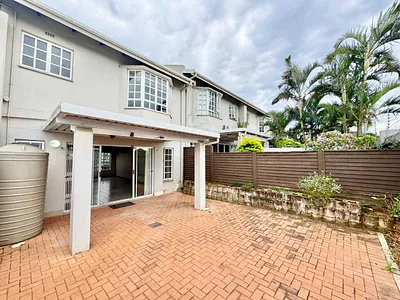 3 Bedroom Townhouse To Rent in Umhlanga - img