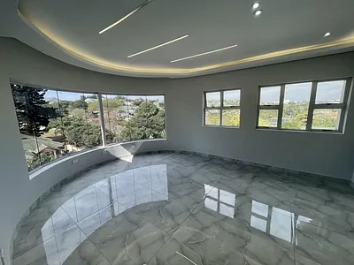 5 Bedroom House To Rent in Umhlanga - c8SR.webp
