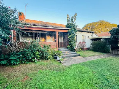 3 Bedroom House For Sale in Durban North - r6cX.webp