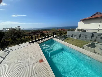 5 Bedroom House For Sale in Umhlanga - vtwH.webp