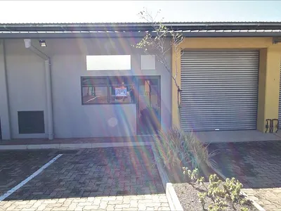 Apartment For Sale in Blackburn Estate, Umhlanga - zDbp.webp