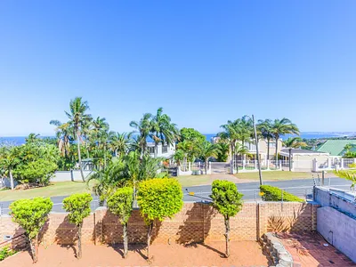 4 Bedroom House For Sale in Umhlanga - Vsxa.webp