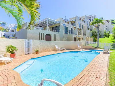 2 Bedroom Apartment For Sale in Umhlanga - M1hH.webp