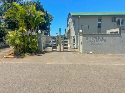 2 Bedroom Apartment For Sale in Durban North - DFOR.webp